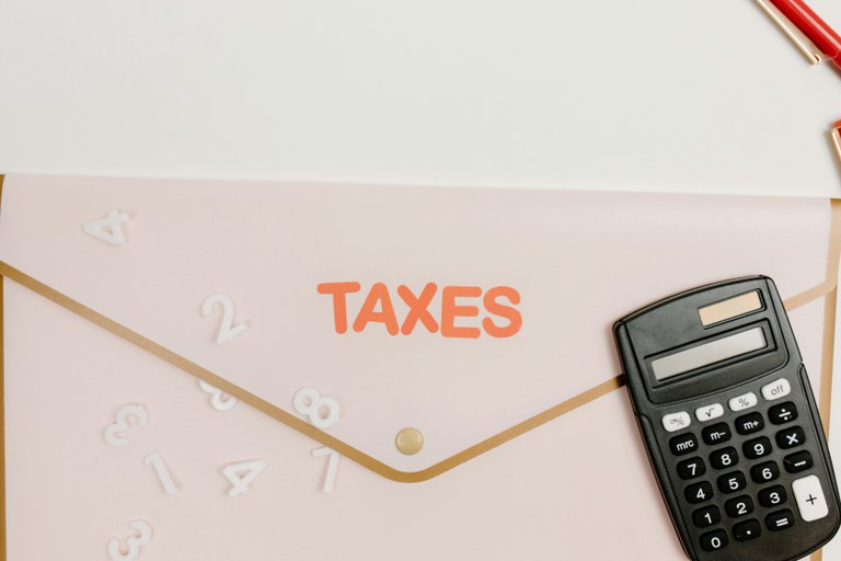 taxes.jpg